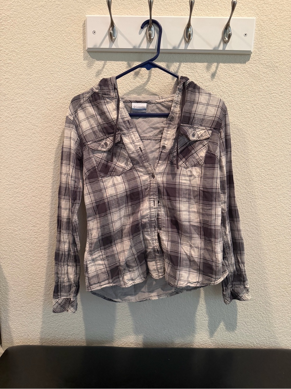 Columbia Hooded Shirt in Gray and Blue Accent